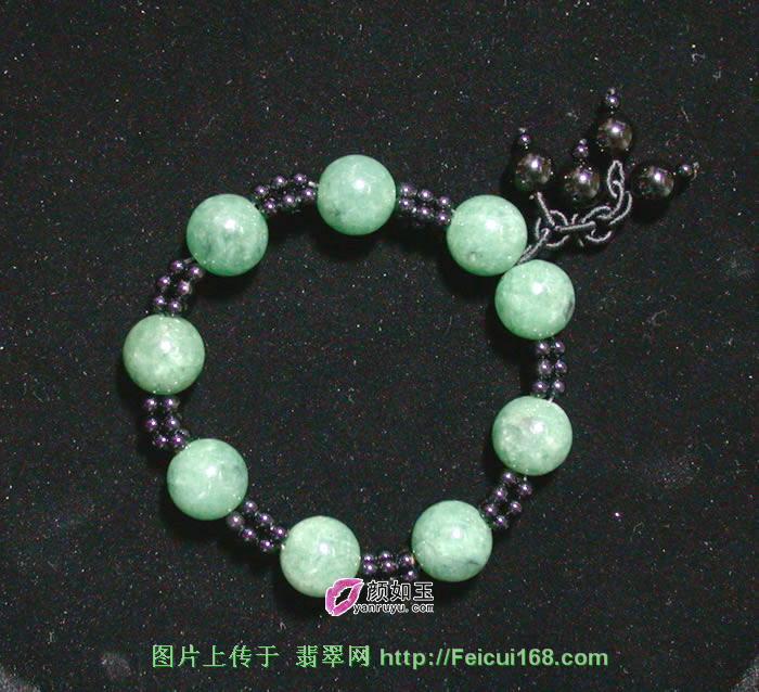 玻璃种翡翠里有纹路吗一丝清凉 翡翠饰品欣赏（图一）  第9张