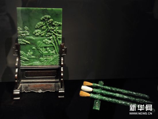 怎么鉴定紫色翡翠手镯台北历史博物馆举行玉器精选展  第3张