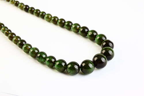 翡翠挂件绑绳子的方法碧玺：寻找落入凡间的彩虹  第2张