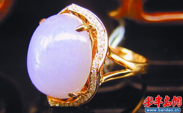 粉红翡翠原石图片11月16日平度举办首届“钻石翡翠厂价展销会” 仅限周六、周日2天  第3张