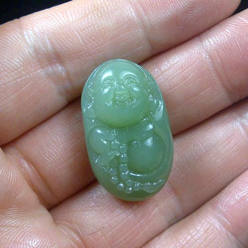 阳绿冰种翡翠多少钱如何看雕工好坏 翡翠200块和一万块的做工区别在哪