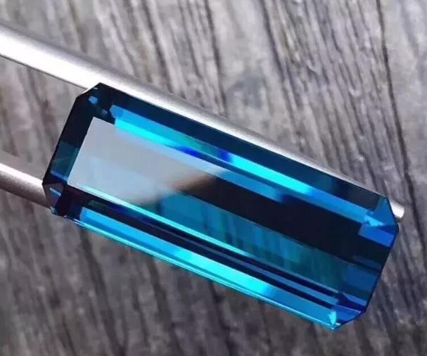 红碧玺、绿碧玺、黄碧玺……碧玺到底有多少种颜色？哪个颜色最珍贵？  第6张