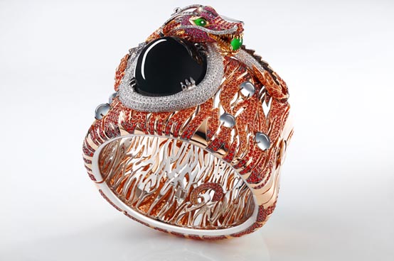 翡翠中的小万是多少钱近赏翡翠奢华内涵  第3张