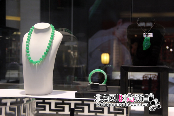 翡翠物语天津巡展 收藏增值价值堪比楼市  第2张