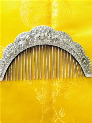 怎样挑选好的翡翠手镯深圳藏家钟情老银收藏(图)  第3张