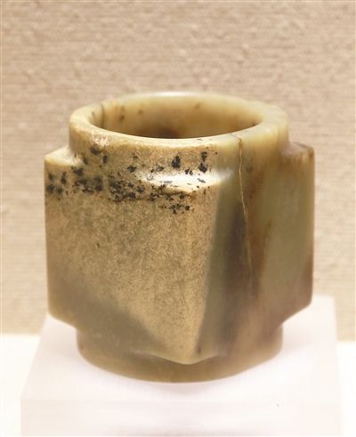 哪里卖紫罗兰翡翠手镯高古玉鉴藏：君子之美  第2张