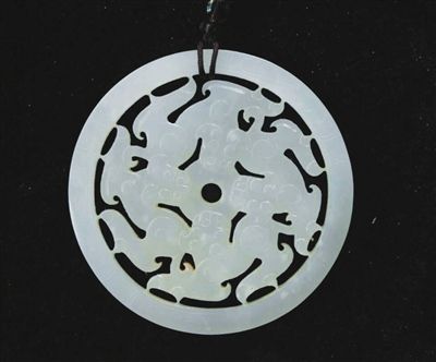 肇庆翡翠镶嵌吊坠古代玉雕大师知多少  第2张