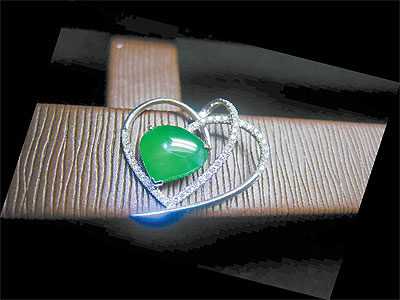 翡翠价值判断有标准(组图)  第2张