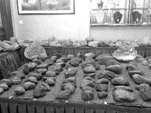 南京兴起赌石热：玉器行老总拒绝玩赌石  第1张