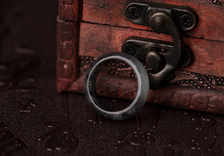 乌鸡种翡翠，黑得很好看  第3张