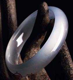 真翡翠手镯多少钱东方晓鸣珍藏翡翠精品欣赏  第3张