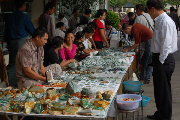 瑞丽翡翠市场综述  第7张
