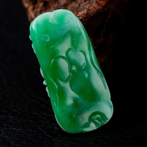 翠中翠翡翠天然A货花开富贵吊坠  第3张