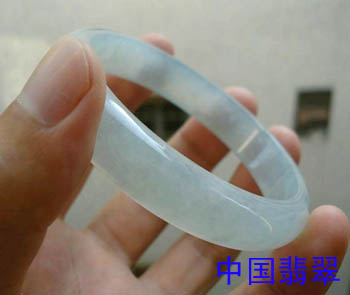 怎么鉴定翡翠玉观音真假龙年贺岁礼品??翡翠玉器受追捧（图文五）  第10张