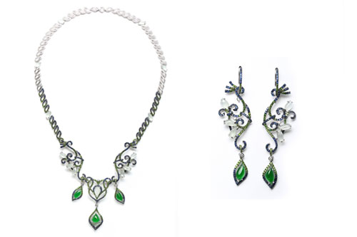 翡翠如意挂件图七彩云南孔雀系列珠宝新品赏鉴  第4张