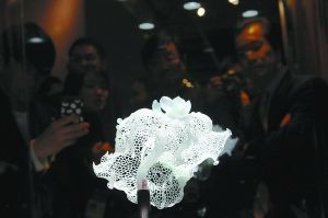 故宫获捐两件台湾现代翡翠雕 总价高达10亿元  第2张