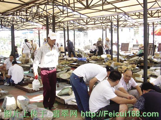 还原翡翠价格暴涨疯狂历程 （组图）  第3张
