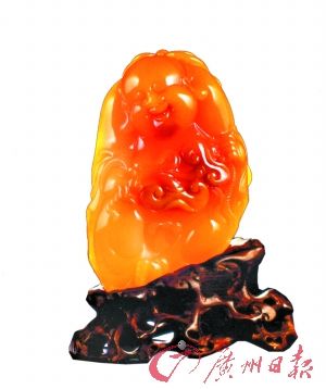 翡翠原石-成品盘点岭南地区的美玉(图)  第2张