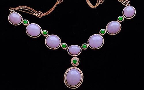 厦门翡翠原石批发市场三分钟带你了解翡翠！  第5张