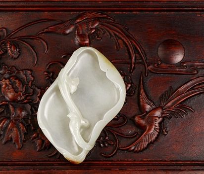 圆条翡翠手镯阳绿当代玉雕精品8月无底价开拍  第2张