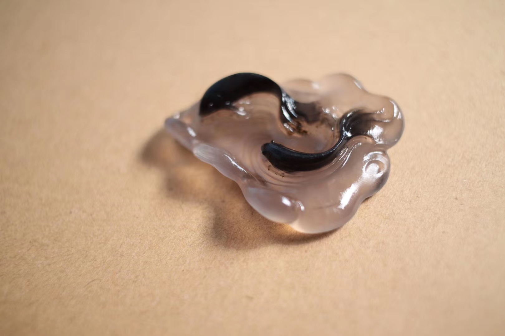 阿拉善沙漠上的糖心玛瑙，雕刻之后太有意思了，真想一口吃掉  第14张