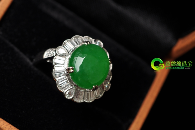 翡翠的毛料图片剔透温润翡翠戒指图片赏析  第3张