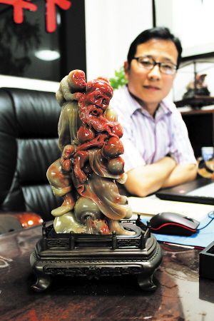 寿山石雕收藏家潘登：好石难求价难挡  第2张