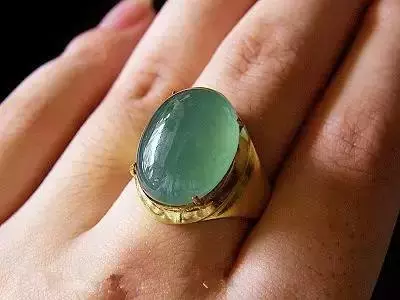 正阳绿、秧苗绿、奶奶绿、晴水绿，翡翠有多少种绿？  第15张