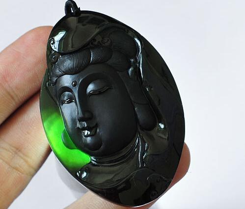 墨翠和黑翡翠一样吗，同样都是“黑”但区别大了！  第2张