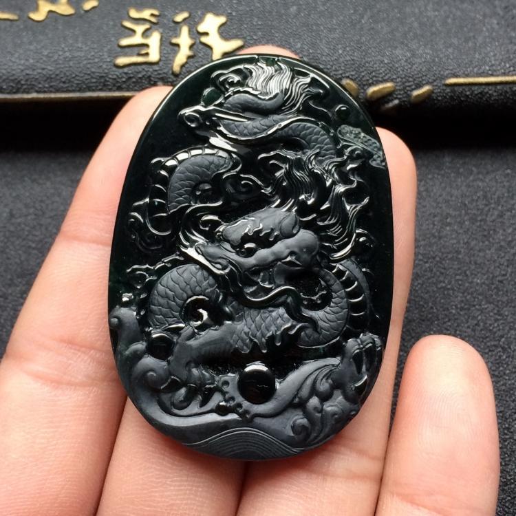 黑色翡翠的辨别及其相似玉种鉴定  第3张