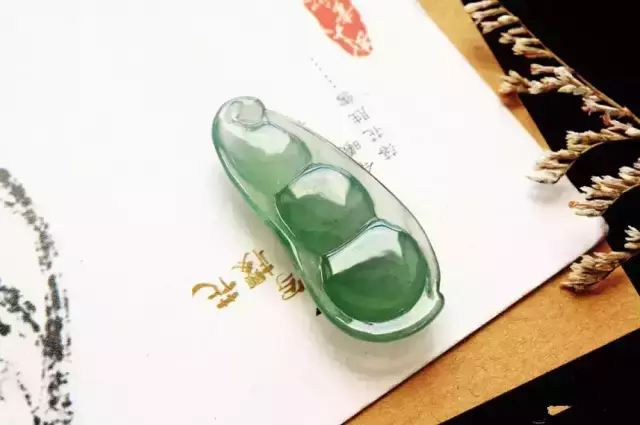 正阳绿、秧苗绿、奶奶绿、晴水绿，翡翠有多少种绿？  第11张