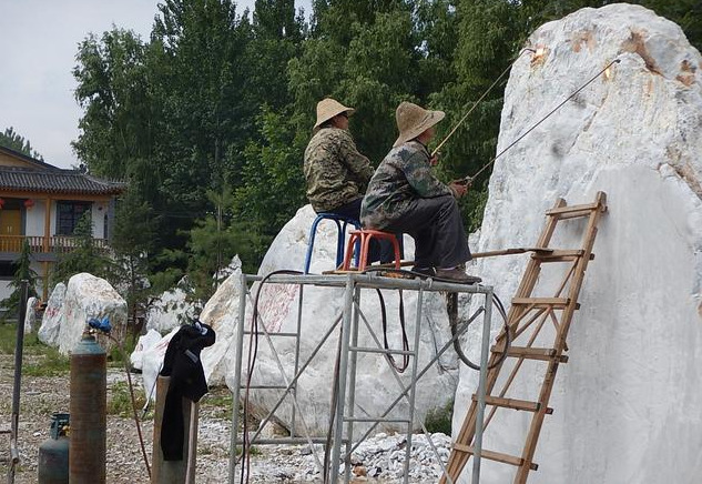 满绿翡翠手镯签鉴定尴尬的蓝田玉“空有虚名”  第2张