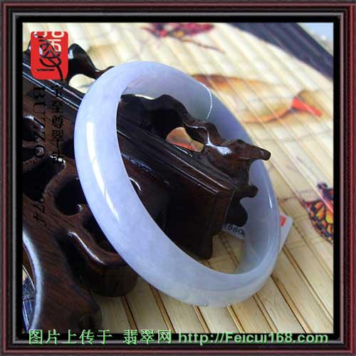 翡翠冰阳绿手镯价格翡翠手镯大型展销活动（多图二）  第2张