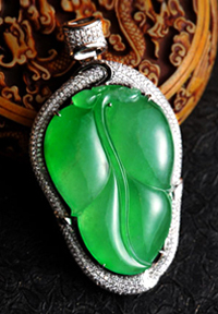 福莱金店：夏日翡翠饰品 别具浪漫情怀(组图)‎  第4张
