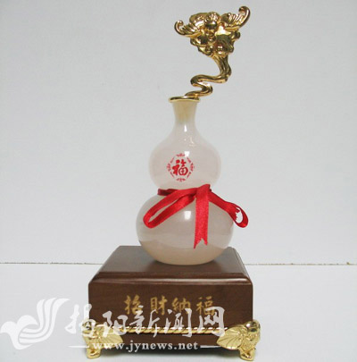 玉葫芦：“福禄”寓意受欢迎  第4张