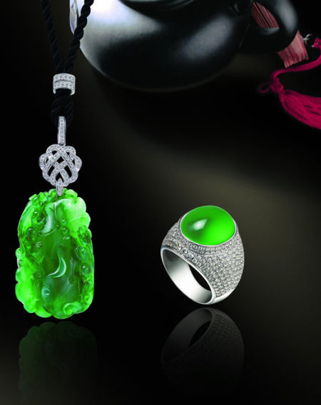 祖母绿戒指的多少钱翡翠大王寸尊福后人揭鉴玉秘笈  第2张