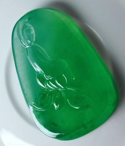 翡翠莲花的雕刻寓意  第4张