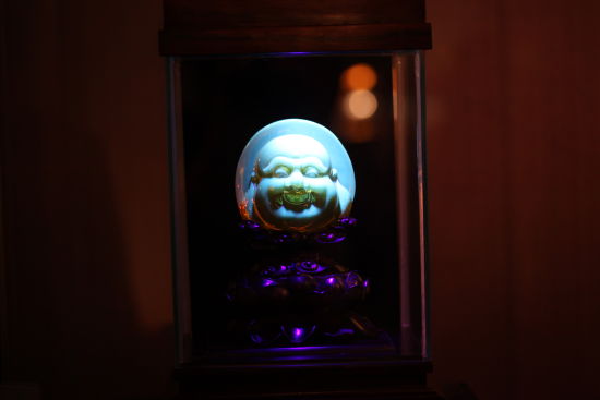 好的翡翠手镯哪买昊天琥珀：以传统文化演绎时光精华  第3张