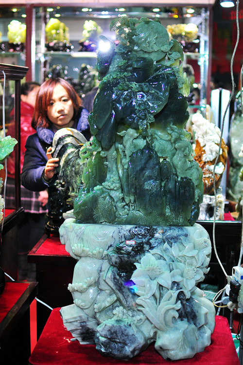 图文：2012天津市迎新春珠宝玉石紫砂大型展会展品欣赏  第9张