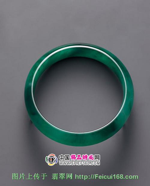 翡翠原石毛料赌石蒙袋传奇色彩的翡翠价值连城的身价[组图]2  第5张