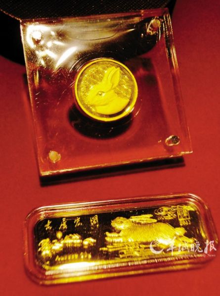 百货热卖黄金白银及玉器  第2张