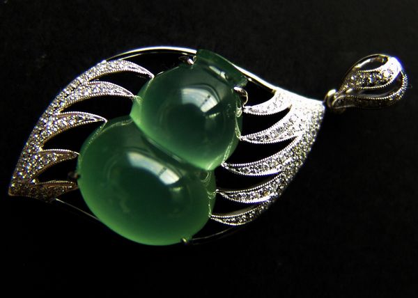 （组图）中国女乒奥运冠军与翡翠的不解之缘  第4张