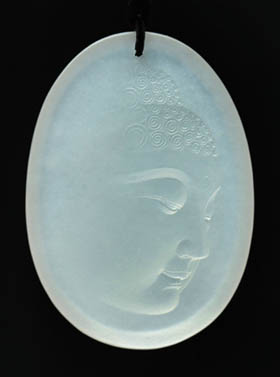 a货翡翠手镯裂纹王朝阳将拍卖款7.6万元捐给贫困小学