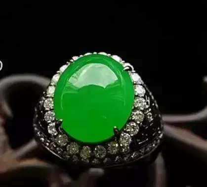 正阳绿、秧苗绿、奶奶绿、晴水绿，翡翠有多少种绿？  第6张