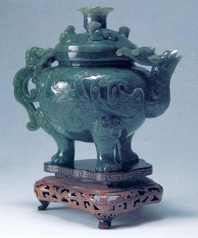 随材善变的南玉一怪：玉雕作品曾轰动日本  第3张