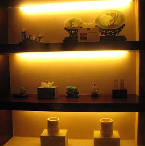 冰种翡翠什么颜色的最贵中浩青溪庄园：品鉴艺术品 珍藏属于你的世界  第2张