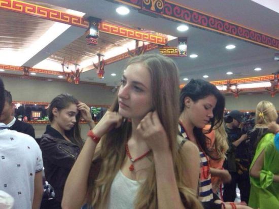 结婚买翡翠戒指可以吗南红的艺术品投资潜力不可限量  第2张