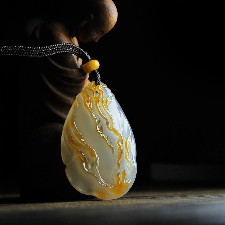 “红翡绿翠紫为贵”，黄翡没有欣赏价值？  第6张