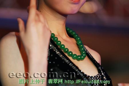 珠宝展上的翠美人（1）  第4张