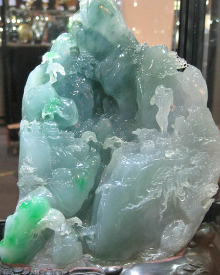 翡翠晴水价值分析盘点2011北京珠宝展天工奖作品??翡翠欣赏(三)  第6张